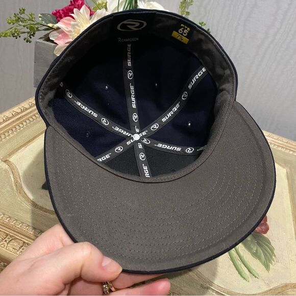 Vintage Richardson Surge Cap Grizzly Bear Sz 7 3/8 - Picture 10 of 15